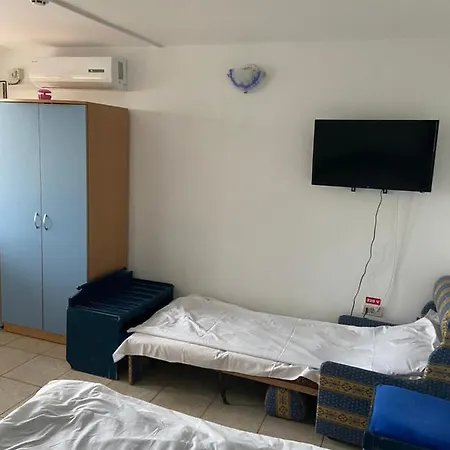 Δωμάτια σε οικογενειακή κατοικία Casa Poseidon