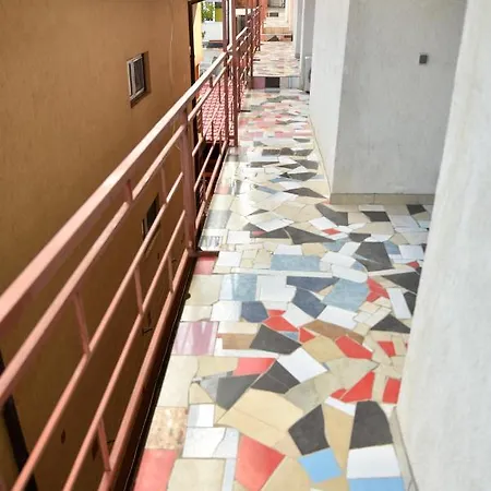 Casa Poseidon Δωμάτια σε οικογενειακή κατοικία Costinești